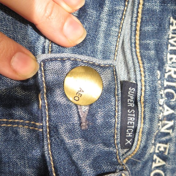American Eagle Distressed High Rise Jegging Size 4 - Picture 9 of 14